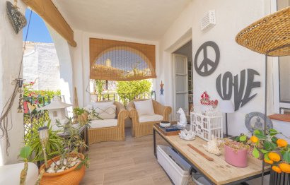 Resale - Apartment - Middle Floor Apartment - Marbella - Altos de los Monteros