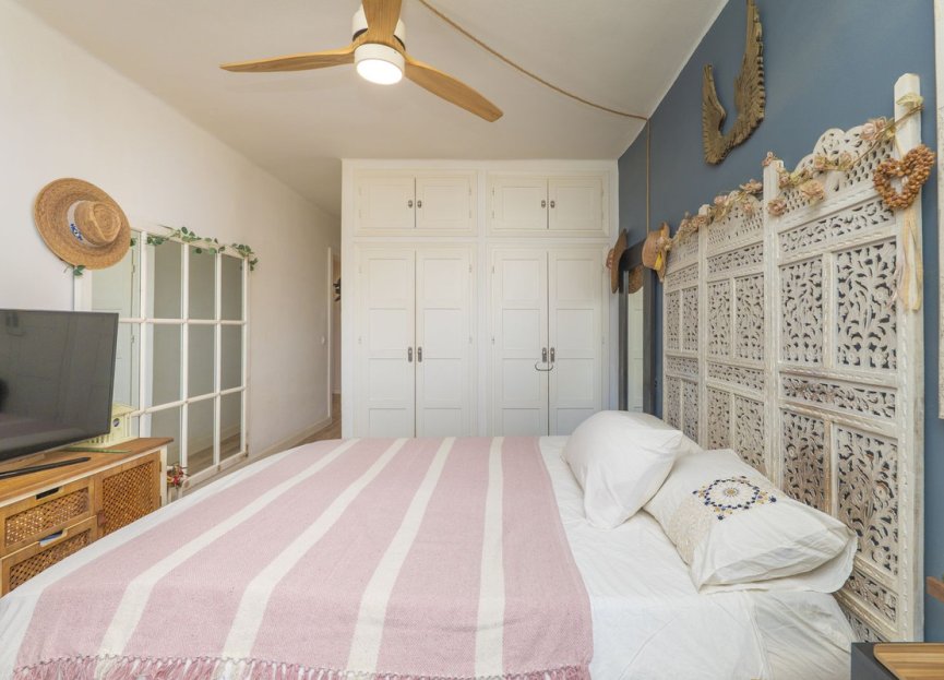 Resale - Apartment - Middle Floor Apartment - Marbella - Altos de los Monteros