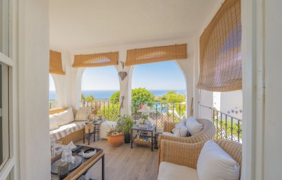 Resale - Apartment - Middle Floor Apartment - Marbella - Altos de los Monteros