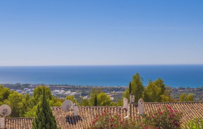 Resale - Apartment - Middle Floor Apartment - Marbella - Altos de los Monteros