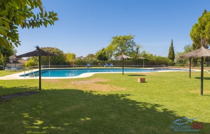 Resale - Apartment - Middle Floor Apartment - Marbella - Altos de los Monteros