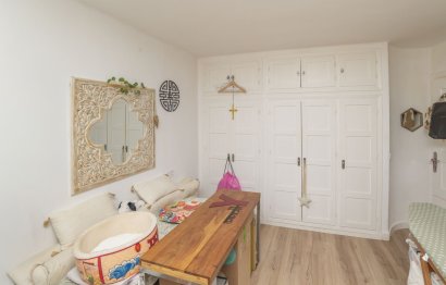 Resale - Apartment - Middle Floor Apartment - Marbella - Altos de los Monteros