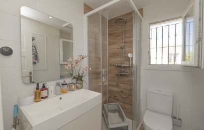 Resale - Apartment - Middle Floor Apartment - Marbella - Altos de los Monteros