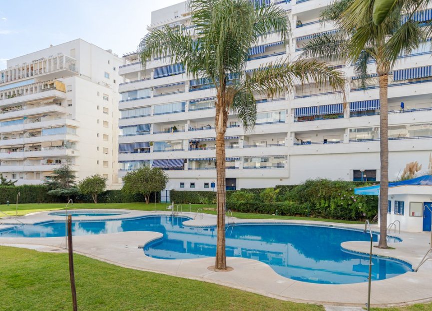 Resale - Apartment - Middle Floor Apartment - Marbella