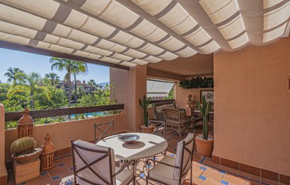 Resale - Apartment - Middle Floor Apartment - Estepona - Hacienda del Sol