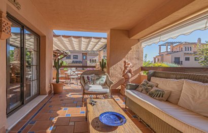 Resale - Apartment - Middle Floor Apartment - Estepona - Hacienda del Sol