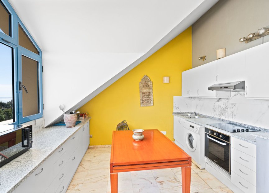 Resale - Apartment - Penthouse - Benalmádena - Torrequebrada