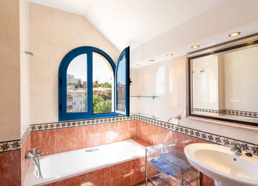 Resale - Apartment - Penthouse - Benalmádena - Torrequebrada