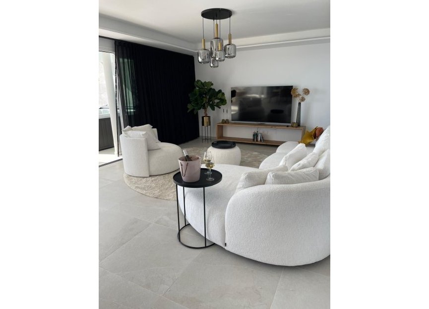 Resale - Apartment - Middle Floor Apartment - Benalmádena - Benalmadena Costa