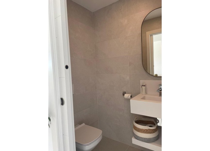 Resale - Apartment - Middle Floor Apartment - Benalmádena - Benalmadena Costa