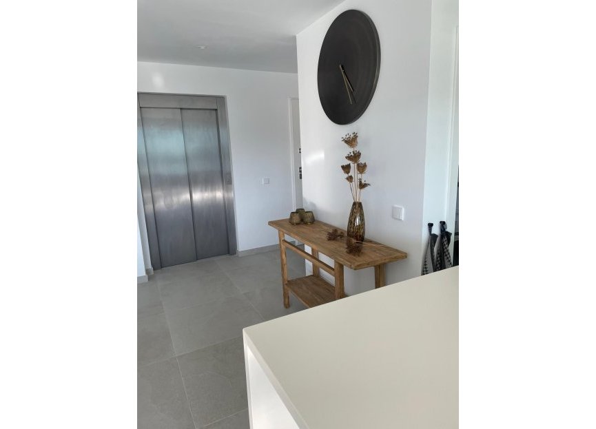 Resale - Apartment - Middle Floor Apartment - Benalmádena - Benalmadena Costa