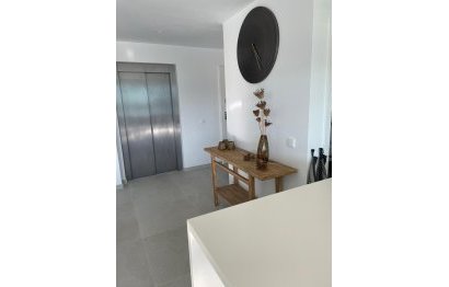 Resale - Apartment - Middle Floor Apartment - Benalmádena - Benalmadena Costa
