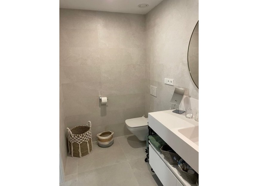 Resale - Apartment - Middle Floor Apartment - Benalmádena - Benalmadena Costa