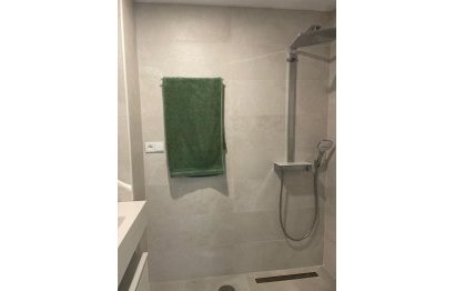 Resale - Apartment - Middle Floor Apartment - Benalmádena - Benalmadena Costa