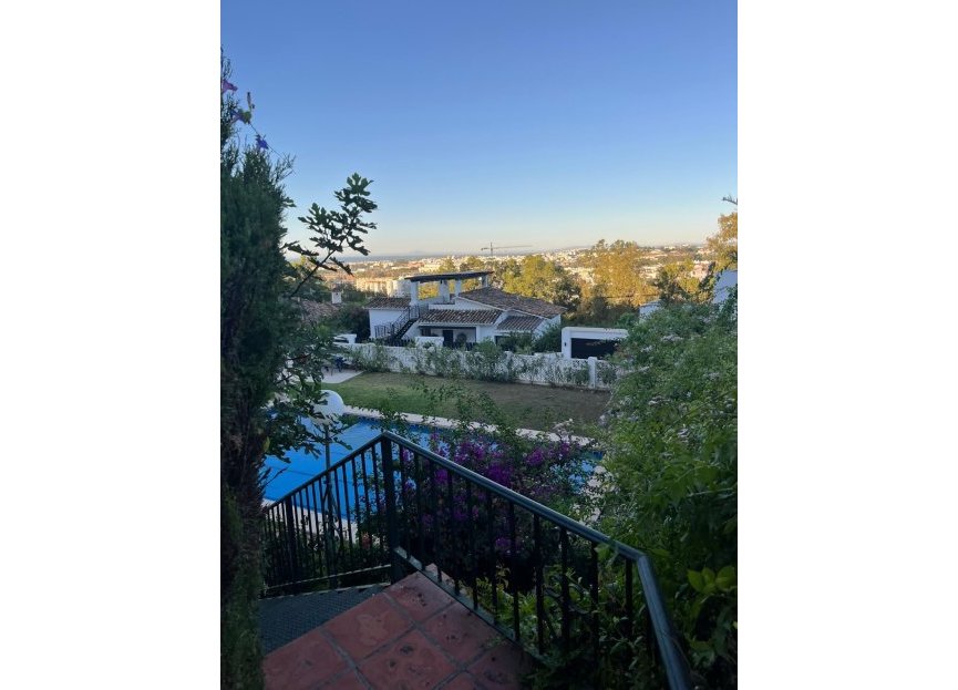 Resale - Apartment - Duplex - Marbella - Nueva Andalucia