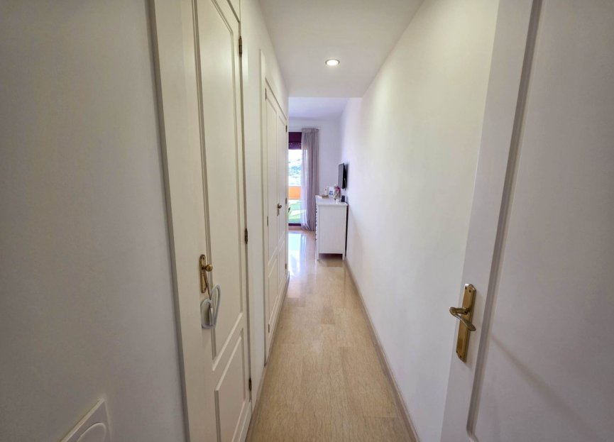 Resale - Apartment - Middle Floor Apartment - Manilva - La Duquesa