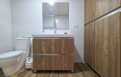 Resale - Apartment - Middle Floor Apartment - Manilva - La Duquesa