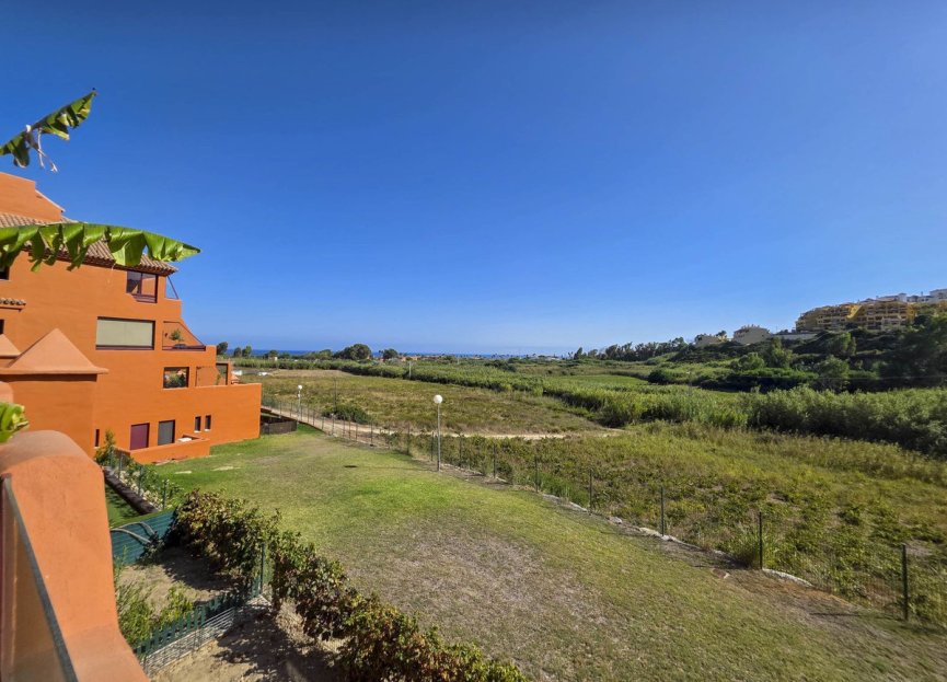 Resale - Apartment - Middle Floor Apartment - Manilva - La Duquesa