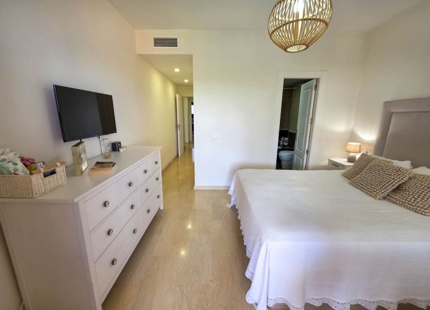 Resale - Apartment - Middle Floor Apartment - Manilva - La Duquesa