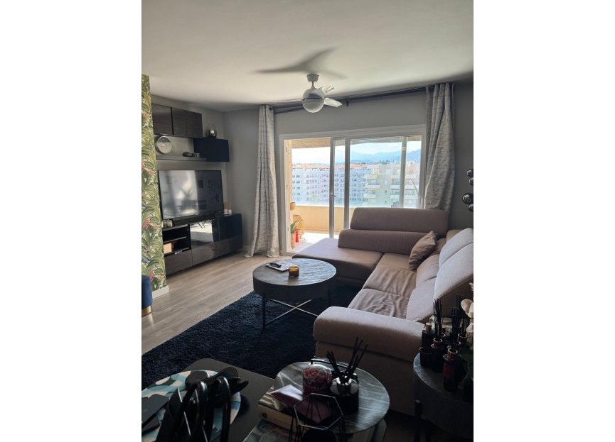 Resale - Apartment - Top Floor Apartment - Marbella - Nueva Andalucia