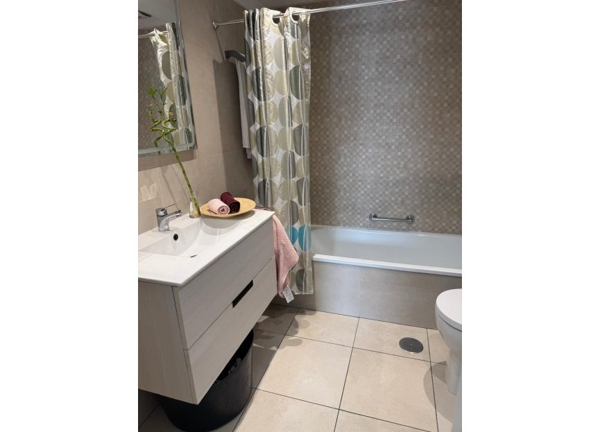 Resale - Apartment - Top Floor Apartment - Marbella - Nueva Andalucia