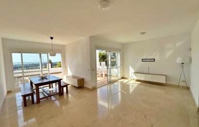 Resale - House - Semi-Detached House - Benahavís - Benahavís Centro