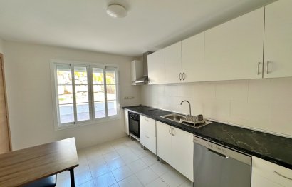 Resale - House - Semi-Detached House - Benahavís - Benahavís Centro