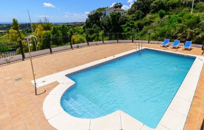 Resale - House - Semi-Detached House - Benahavís - Benahavís Centro