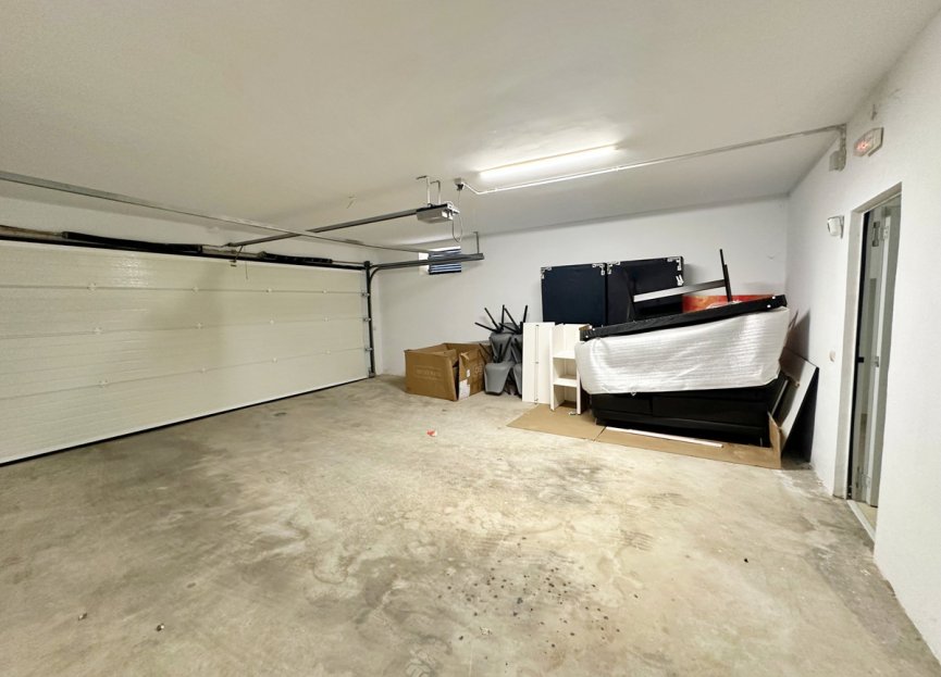 Resale - House - Semi-Detached House - Benahavís - Benahavís Centro