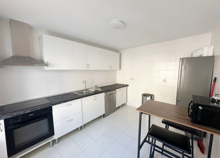 Resale - House - Semi-Detached House - Benahavís - Benahavís Centro