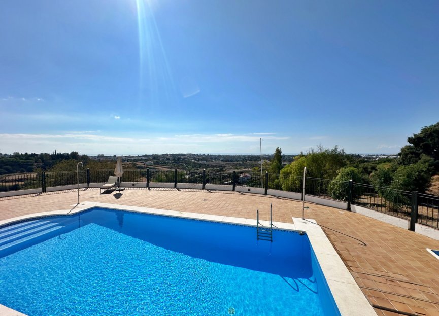 Resale - House - Semi-Detached House - Benahavís - Benahavís Centro