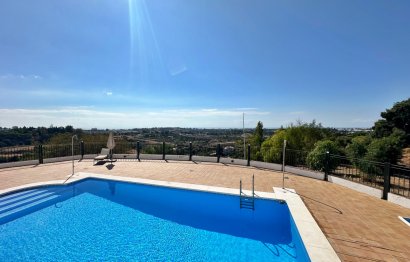 Resale - House - Semi-Detached House - Benahavís - Benahavís Centro