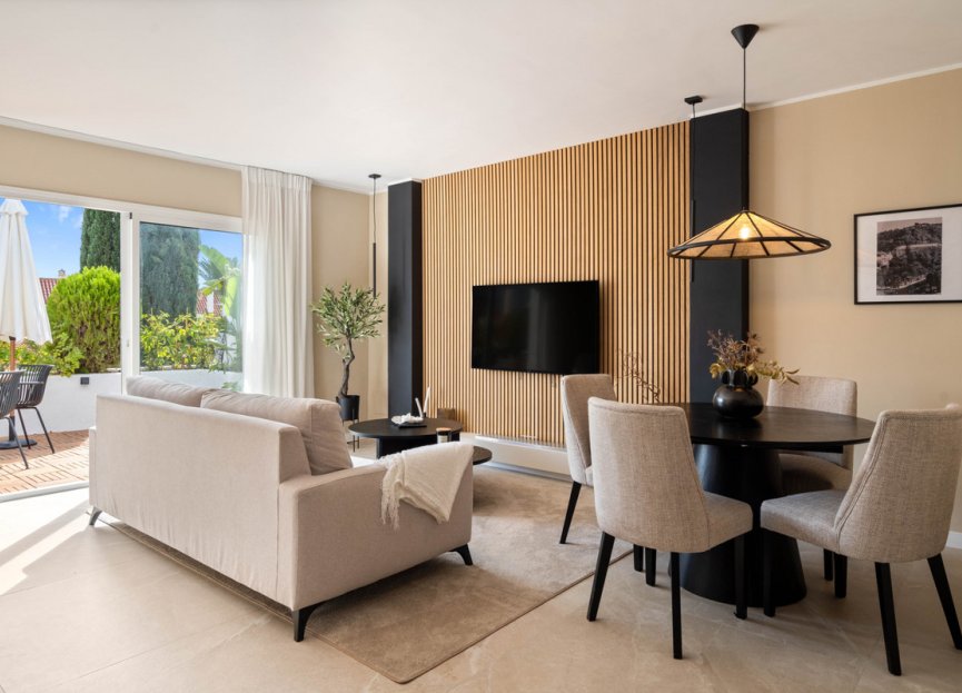 Resale - Apartment - Middle Floor Apartment - Marbella - Nueva Andalucia