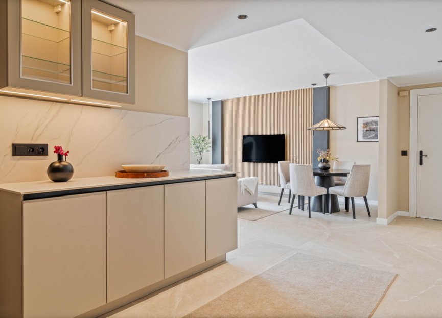 Resale - Apartment - Middle Floor Apartment - Marbella - Nueva Andalucia