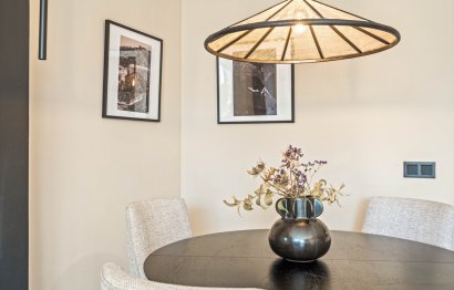 Resale - Apartment - Middle Floor Apartment - Marbella - Nueva Andalucia