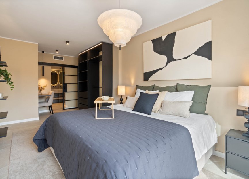 Resale - Apartment - Middle Floor Apartment - Marbella - Nueva Andalucia