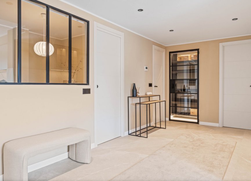 Resale - Apartment - Middle Floor Apartment - Marbella - Nueva Andalucia