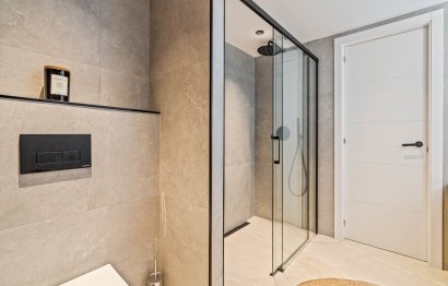 Resale - Apartment - Middle Floor Apartment - Marbella - Nueva Andalucia