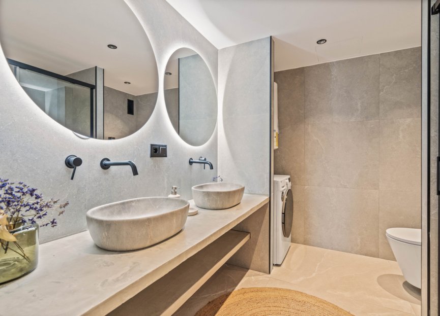 Resale - Apartment - Middle Floor Apartment - Marbella - Nueva Andalucia