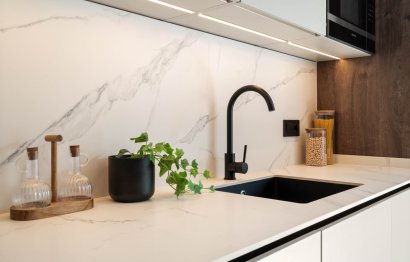 Resale - Apartment - Middle Floor Apartment - Marbella - Nueva Andalucia