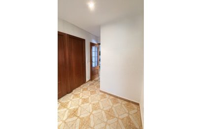 Resale - Apartment - Middle Floor Apartment - Marbella - San Pedro De Alcantara