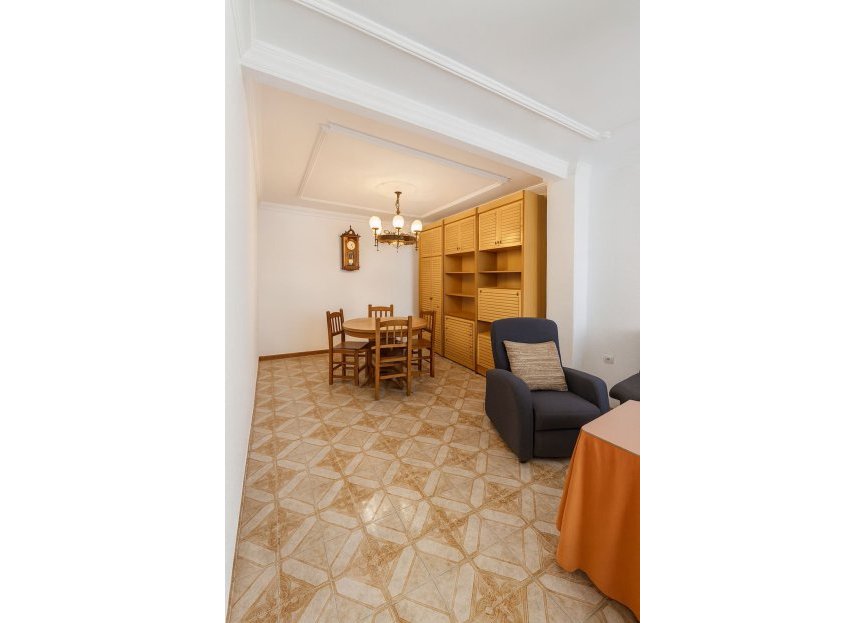 Resale - Apartment - Middle Floor Apartment - Marbella - San Pedro De Alcantara