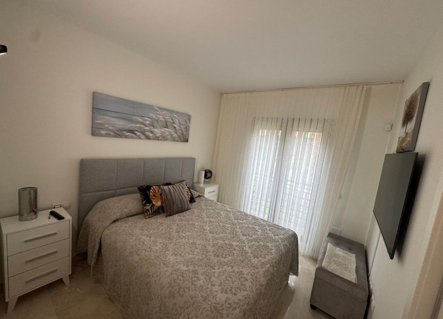 Resale - Ground floor apartment - Estepona - Estepona Centro