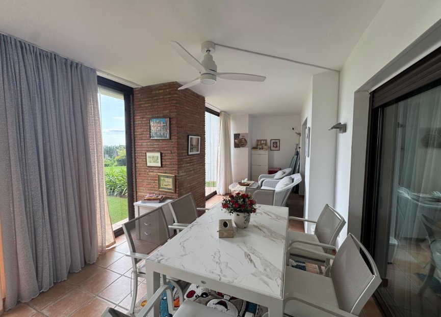 Resale - Ground floor apartment - Estepona - Estepona Centro