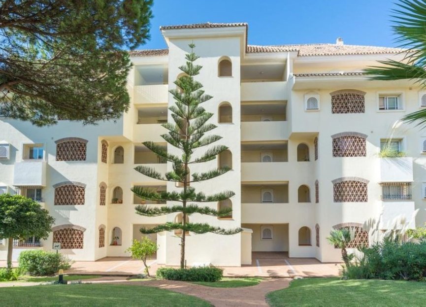 Resale - Ground floor apartment - Marbella - Elviria