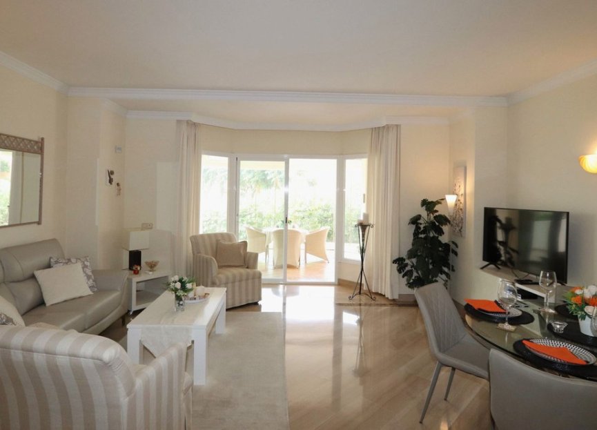 Resale - Ground floor apartment - Marbella - Elviria
