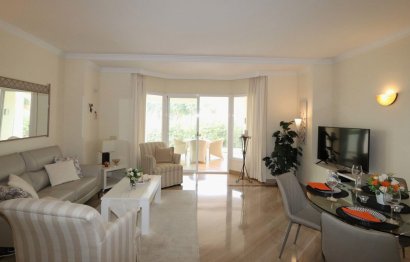 Resale - Ground floor apartment - Marbella - Elviria