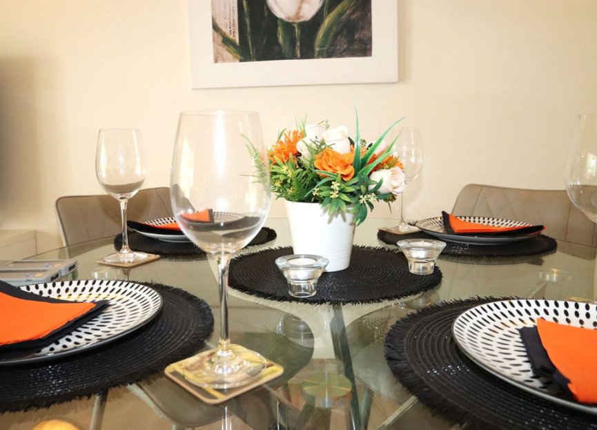 Resale - Ground floor apartment - Marbella - Elviria