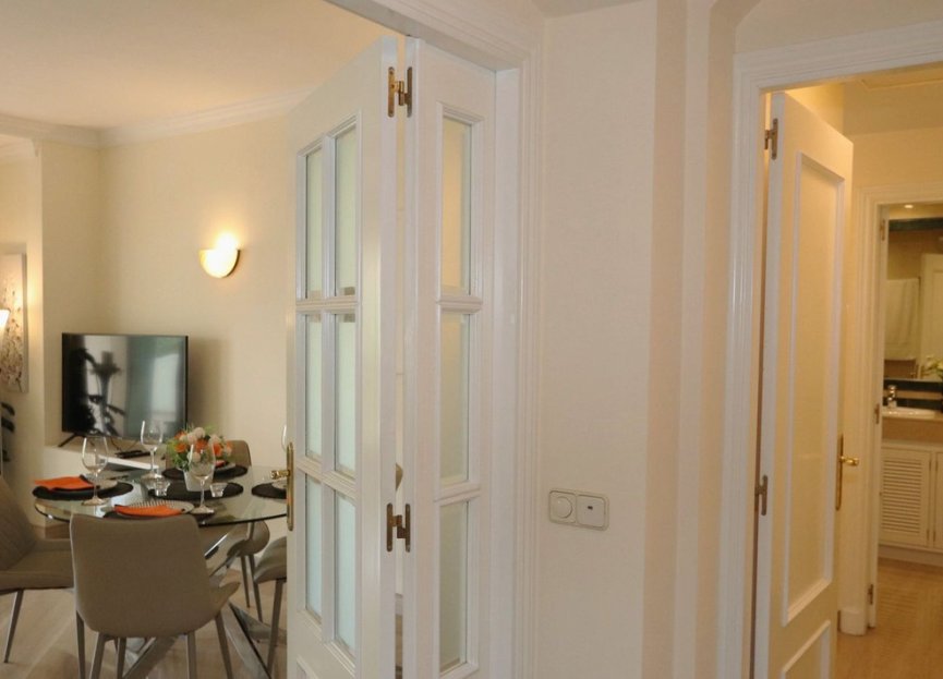 Resale - Ground floor apartment - Marbella - Elviria