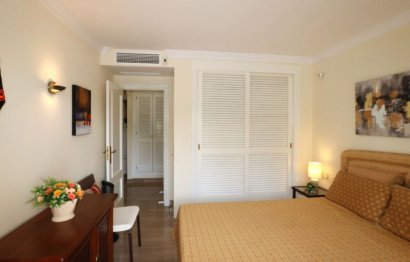 Resale - Ground floor apartment - Marbella - Elviria